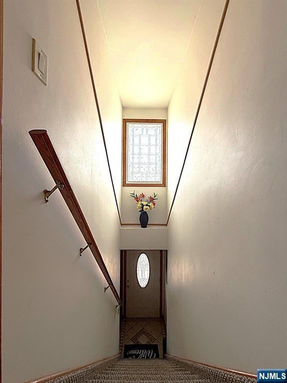 446 Post Ave ##2 - Photo 2 of 19