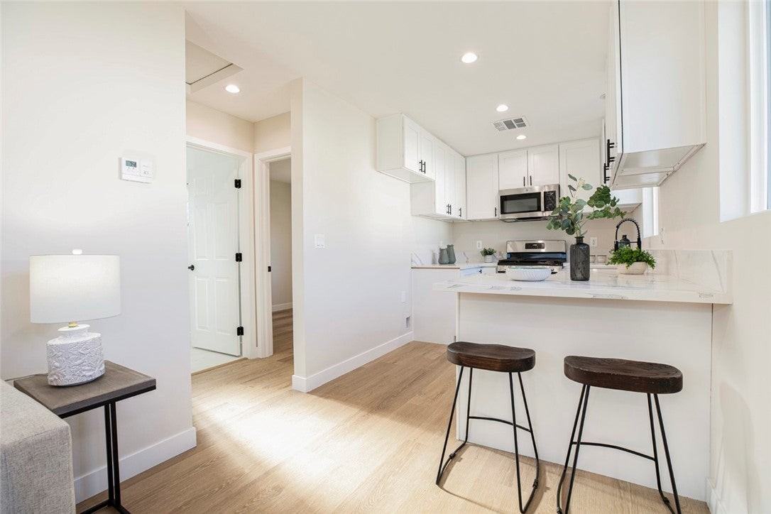 8879 Morehart Avenue - Photo 5 of 13