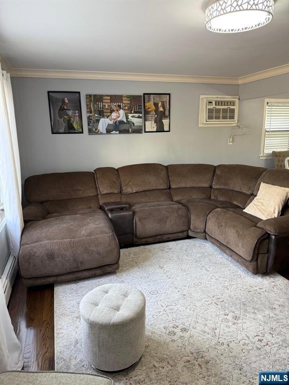 621 Schuyler Ave ##2 - Photo 4 of 7