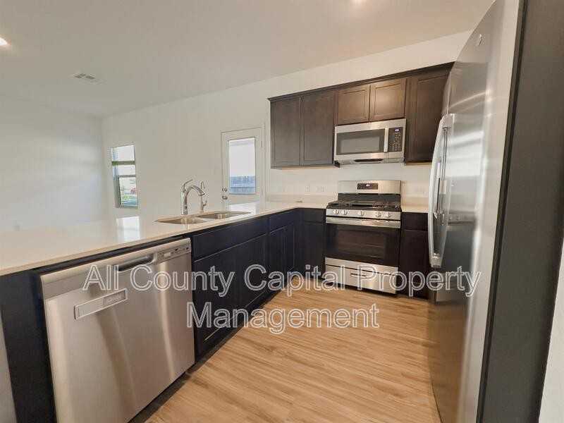 312 Soapstone Pass - Photo 4 of 19