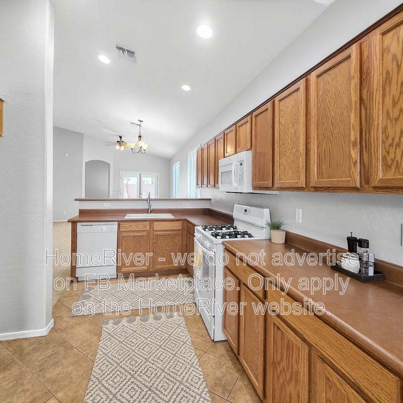 9029 W Villa Maria Dr - Photo 4 of 25