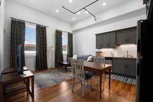 featured image of 10 W Main St #5