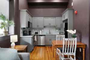 featured image of 10 W Main St #6