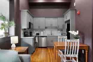 10 W Main St #6 - Photo 1 of 1