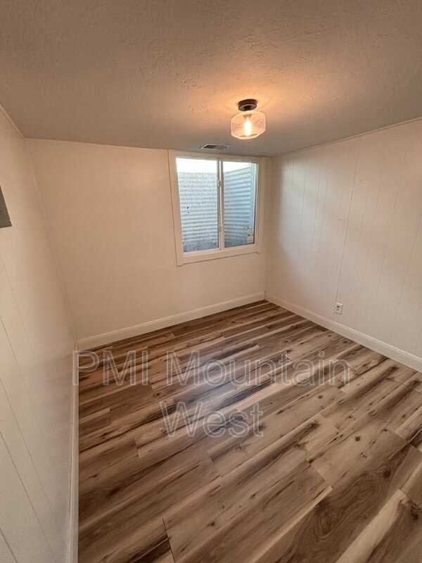 724 Ne - Photo 7 of 19