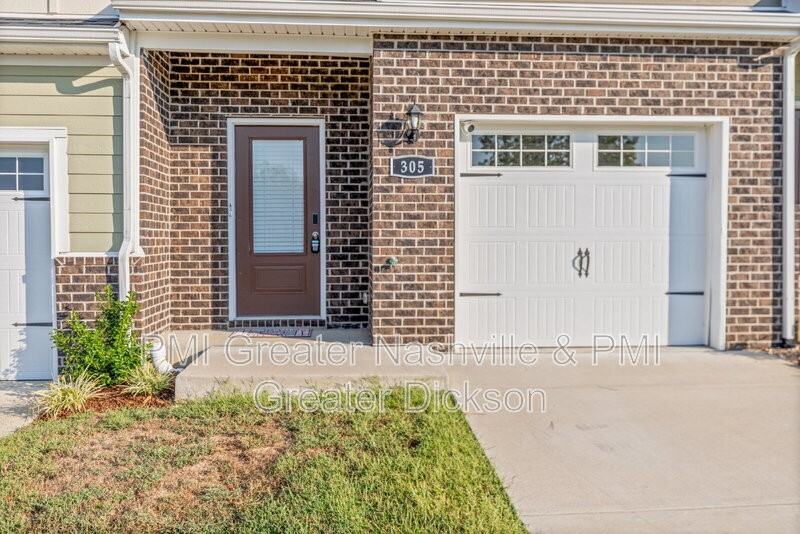 305 Masters Way - Photo 5 of 33