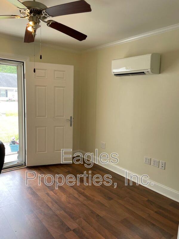 Hatteras Dr - Photo 2 of 10