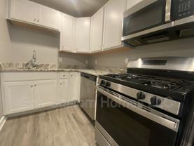 218 W King St - Photo 1 of 1