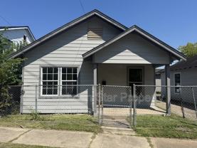 3231 Holman St - Photo 1 of 1