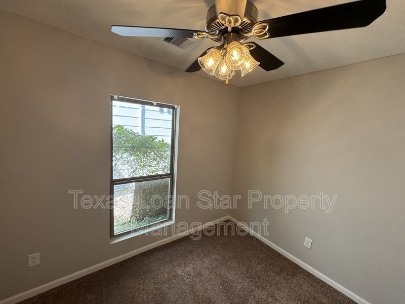 3231 Holman Street - Photo 6 of 11