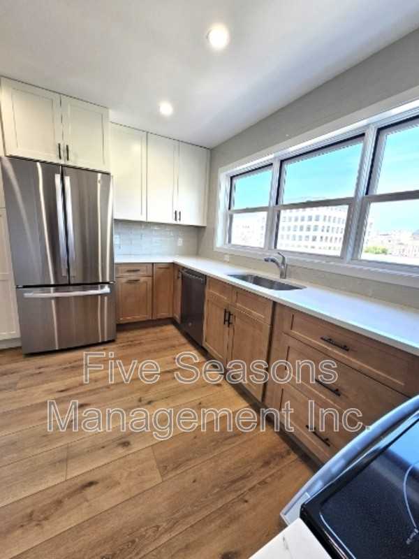 199 King Street - Photo 2 of 18