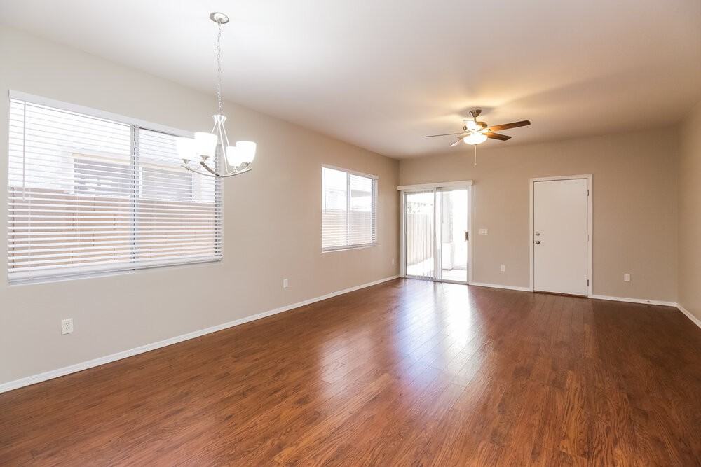 2215 S Barrington - Photo 5 of 16