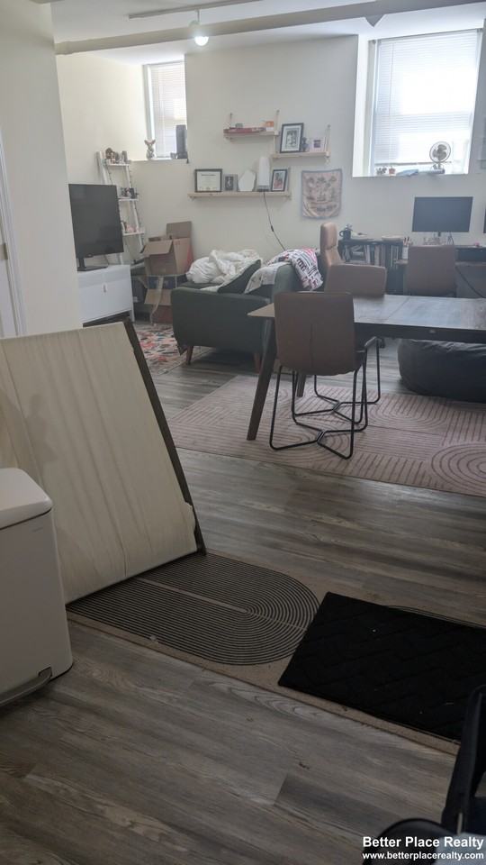 9A Summit Ave #3 - Photo 2 of 12