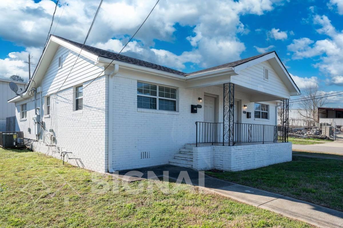 4703 4th Ave S - Photo 3 of 10