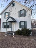 featured image of 2215 La Crosse St