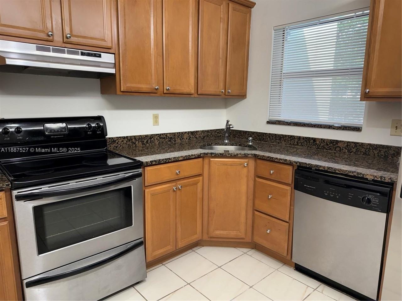 3929 Carambola Circle #2902 - Photo 5 of 20