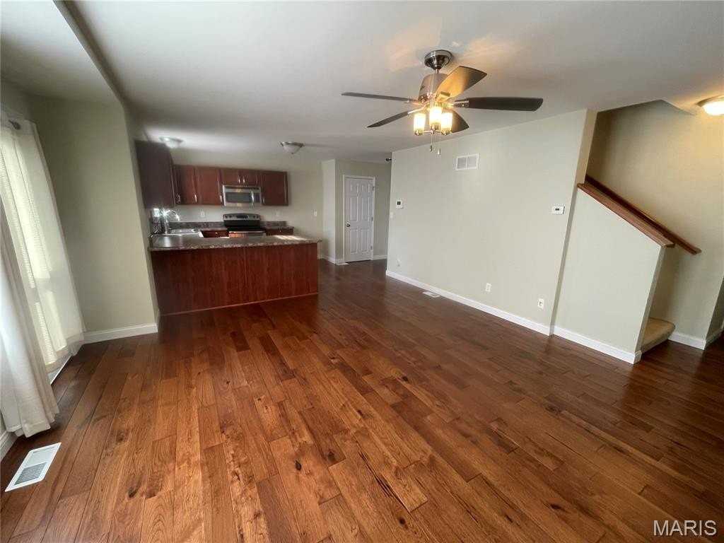 634 Country Heights Dr - Photo 7 of 11