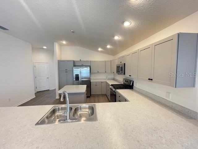 1818 Cole Pl - Photo 5 of 24