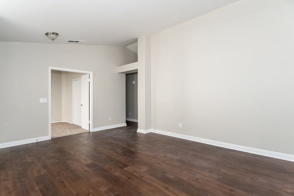 1825 Navajo Lake Way - Photo 3 of 15