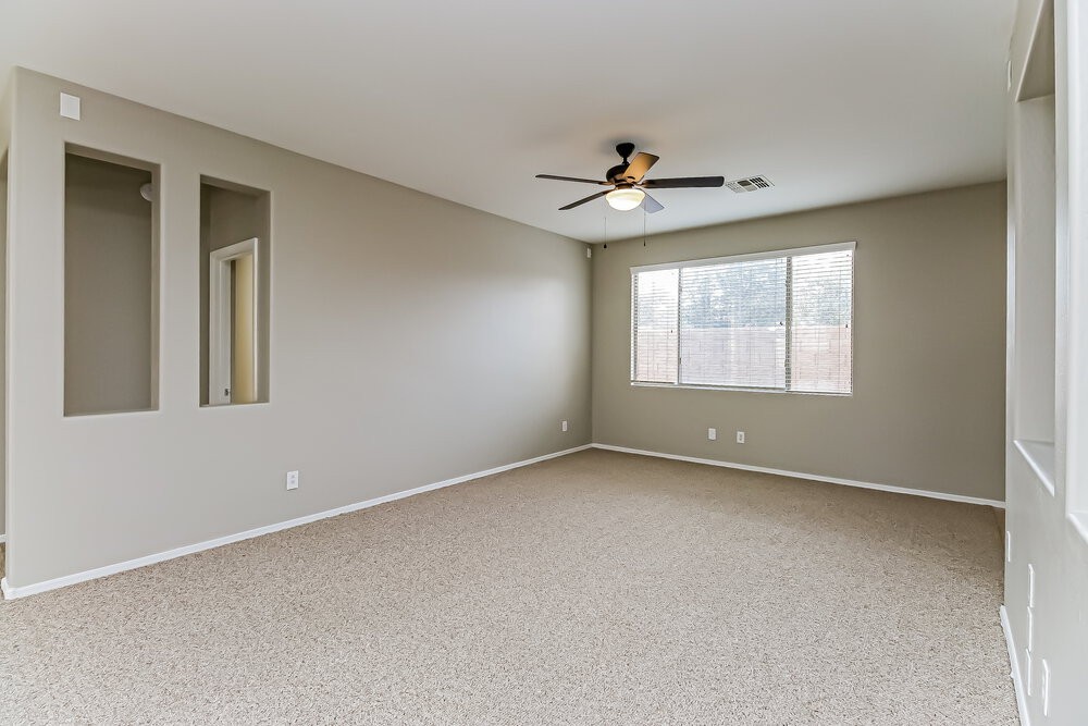 3433 E Arianna Ave - Photo 5 of 16