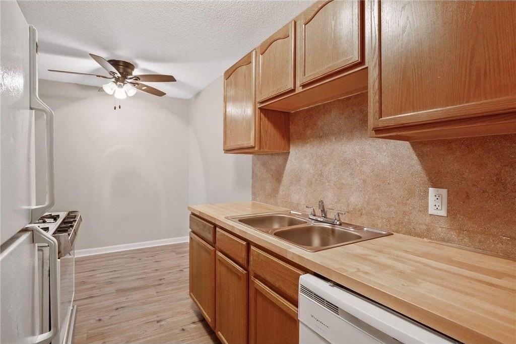 5315 Minnehaha Avenue #102 - Photo 5 of 8