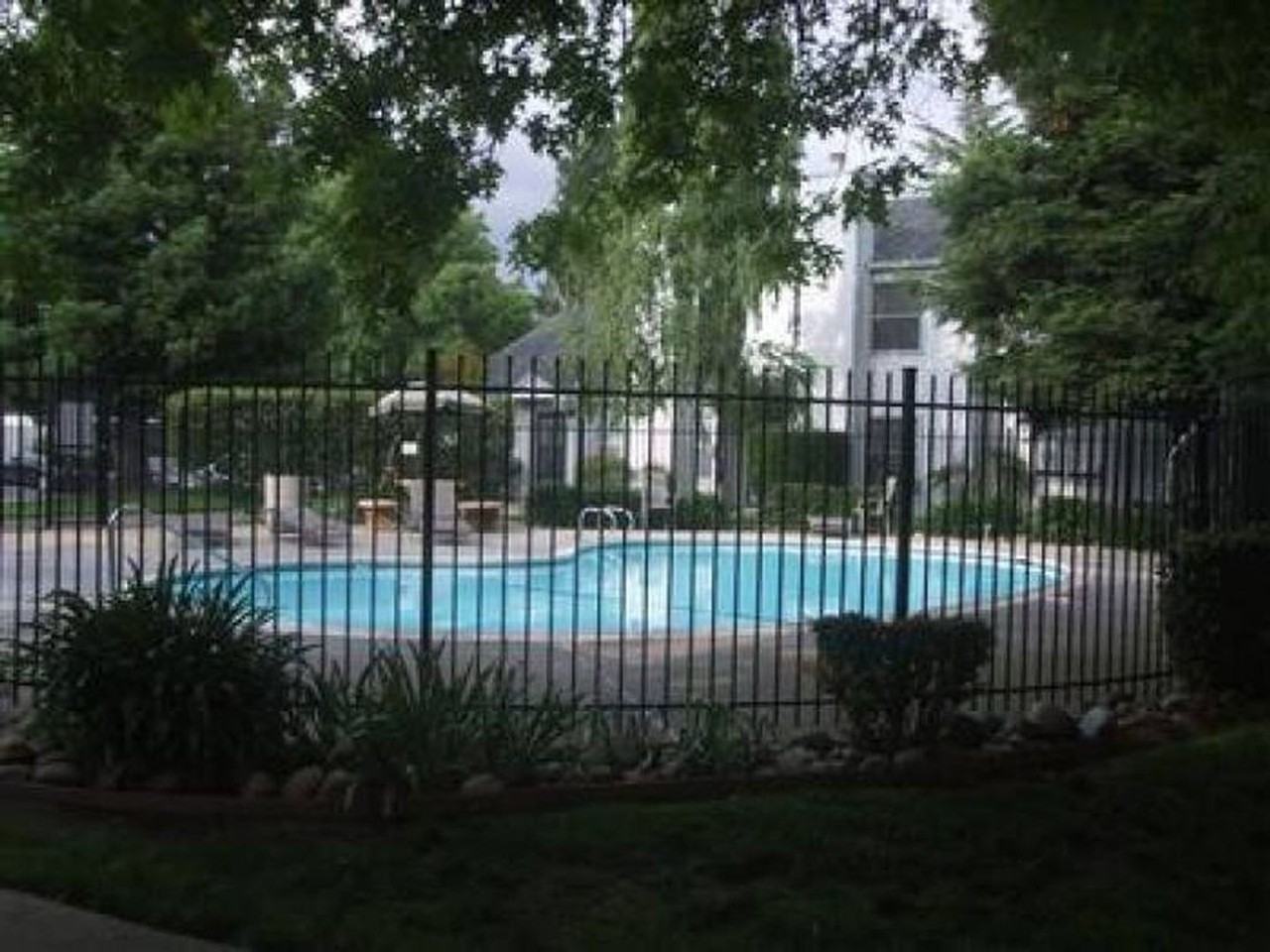 9153 Newhall Dr #109 - Photo 2 of 11