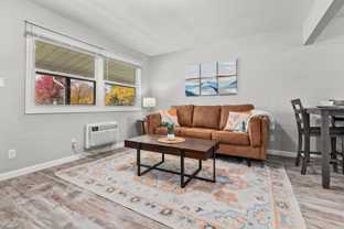 2713 N Locust St - Photo 1 of 1