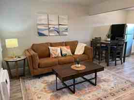 2713 N Locust St - Photo 1 of 1