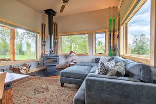 1085 Rainbow Loop - Photo 1 of 1