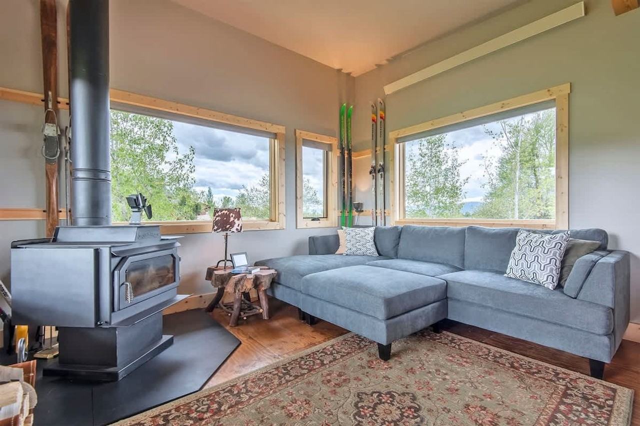 1085 Rainbow Loop #1310749P - Photo 3 of 23