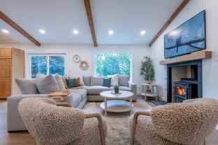 133 Colonial Ct - Photo 1 of 1