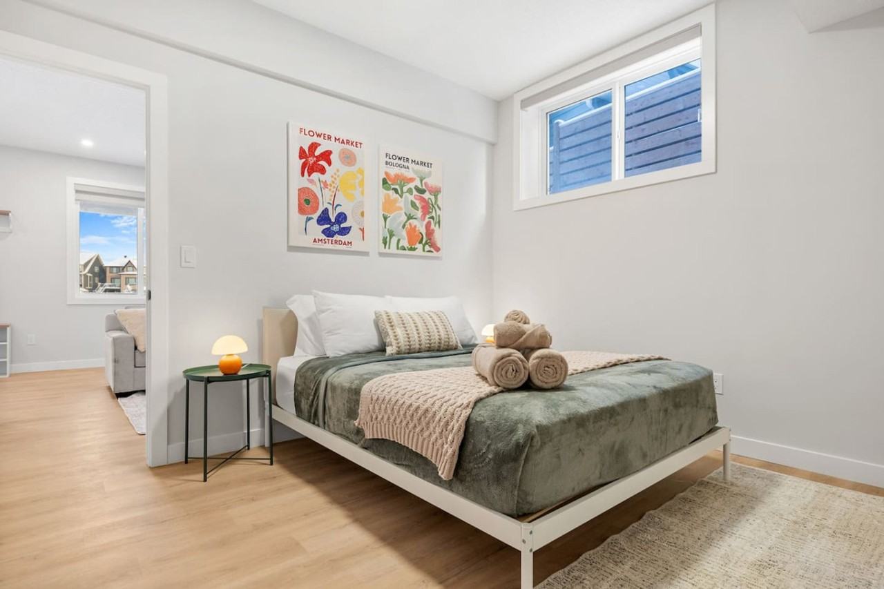 140 South Shore View #1314518P - Photo 3 of 33