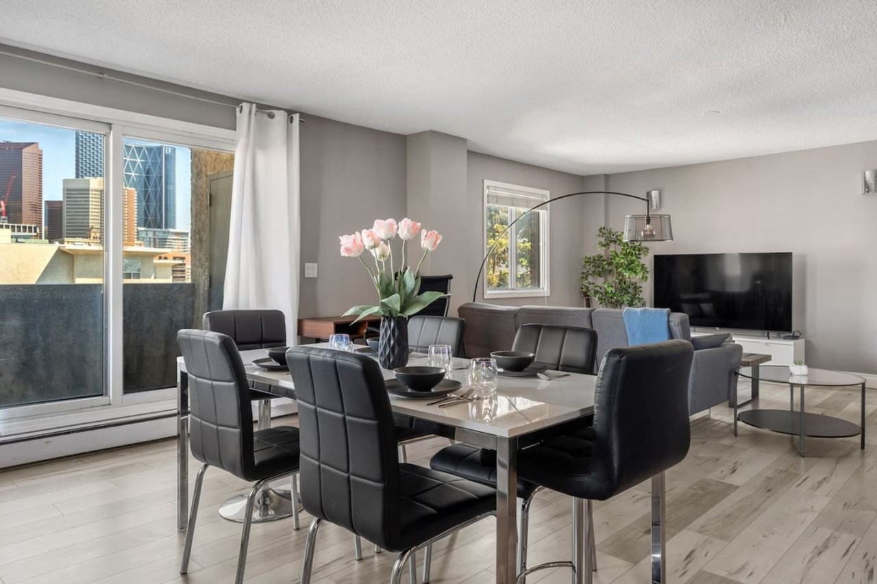 235 15 Ave Sw #1314495P - Photo 5 of 18