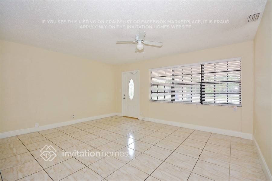 3792 Southwest 19th Street - Photo 2 of 20