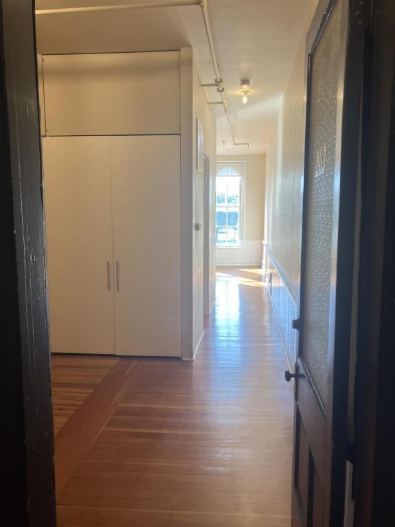 102 E Washington St Apt 203 - Photo 6 of 12