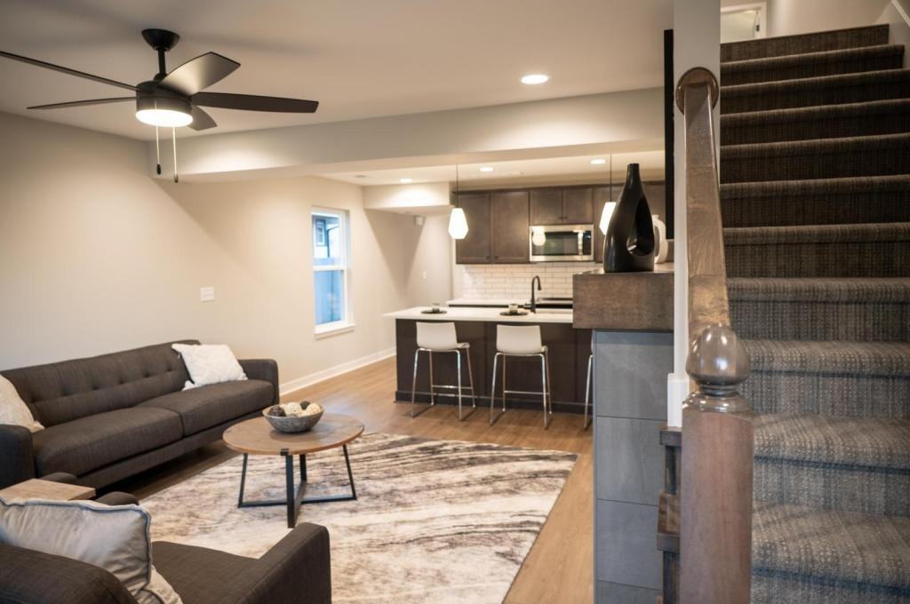 4610 N Forest Ave - Photo 7 of 15