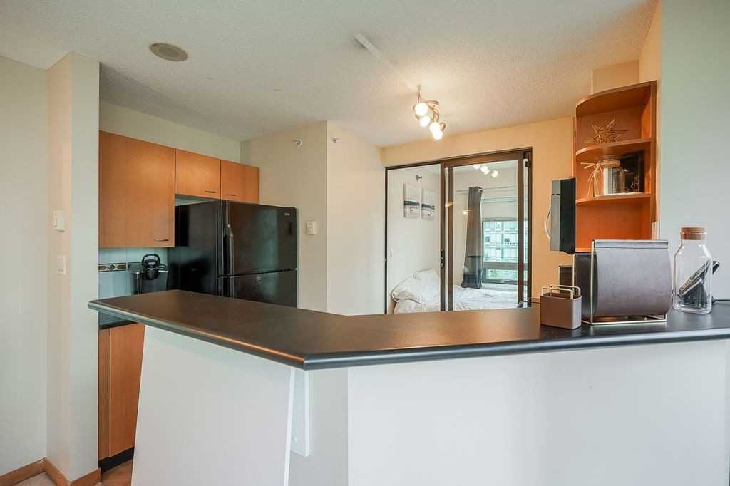 1331 Alberni Street #710 - Photo 6 of 25