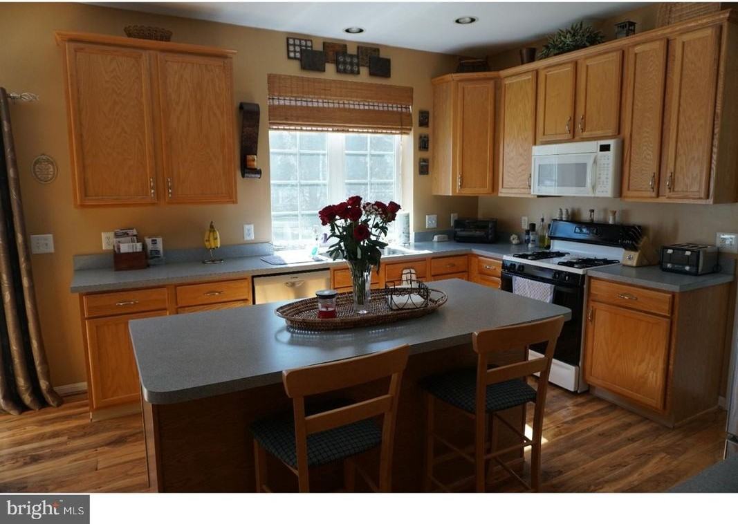 5 W Minglewood Dr - Photo 2 of 10