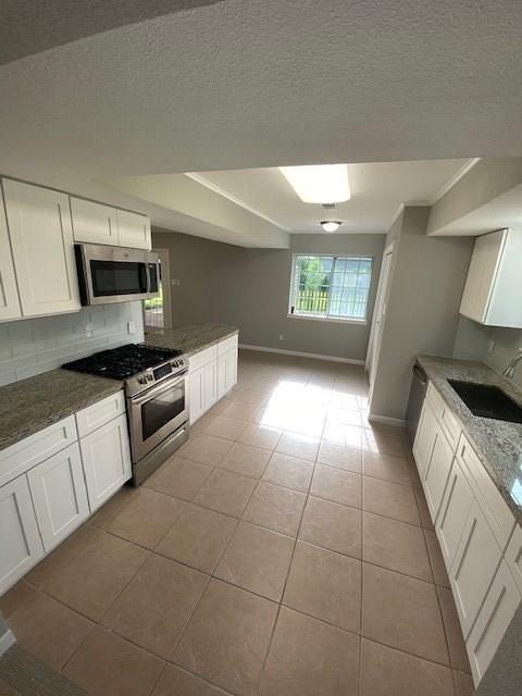 12 Dale St - Photo 3 of 8