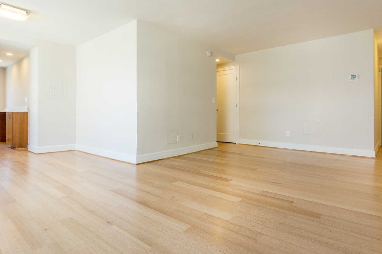 M Street Towers - Photo 5 of 30