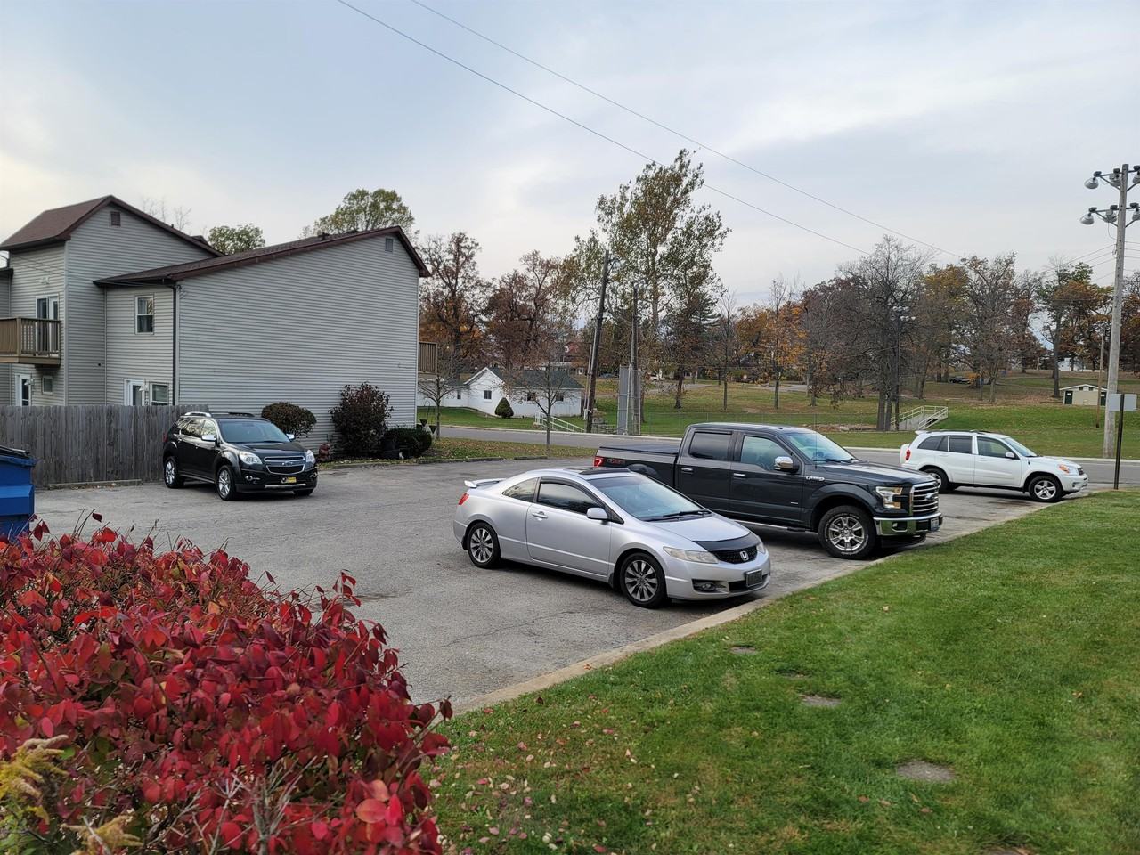 534 E High Ave - Photo 3 of 5