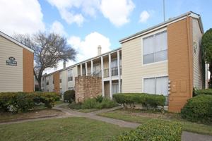 featured image of 6500 W 43rd St