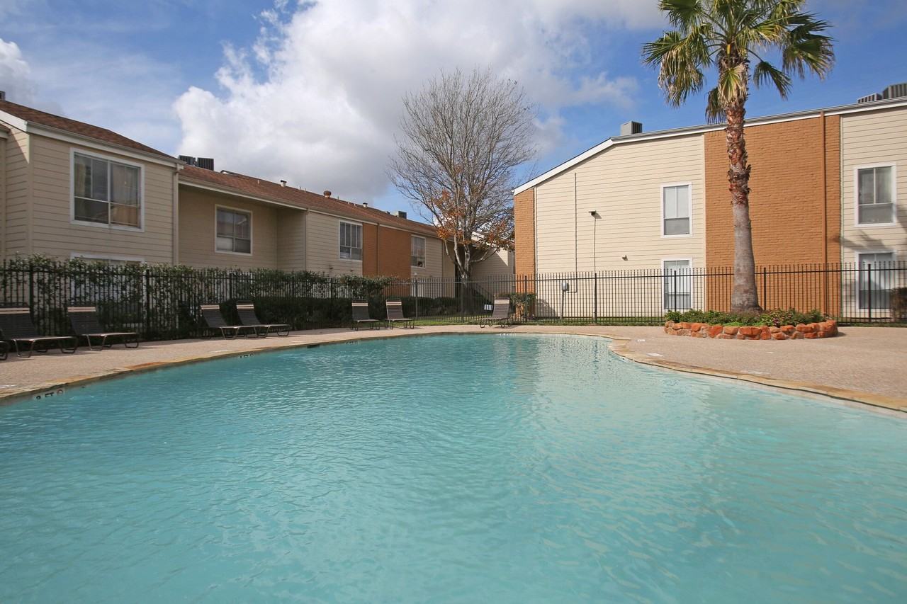 The Vintage - Photo 2 of 30