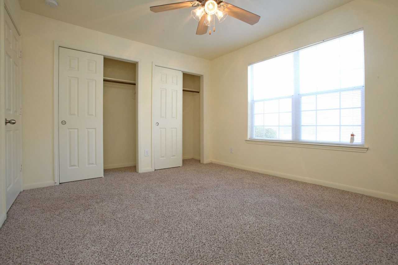 The Vintage - Photo 5 of 30