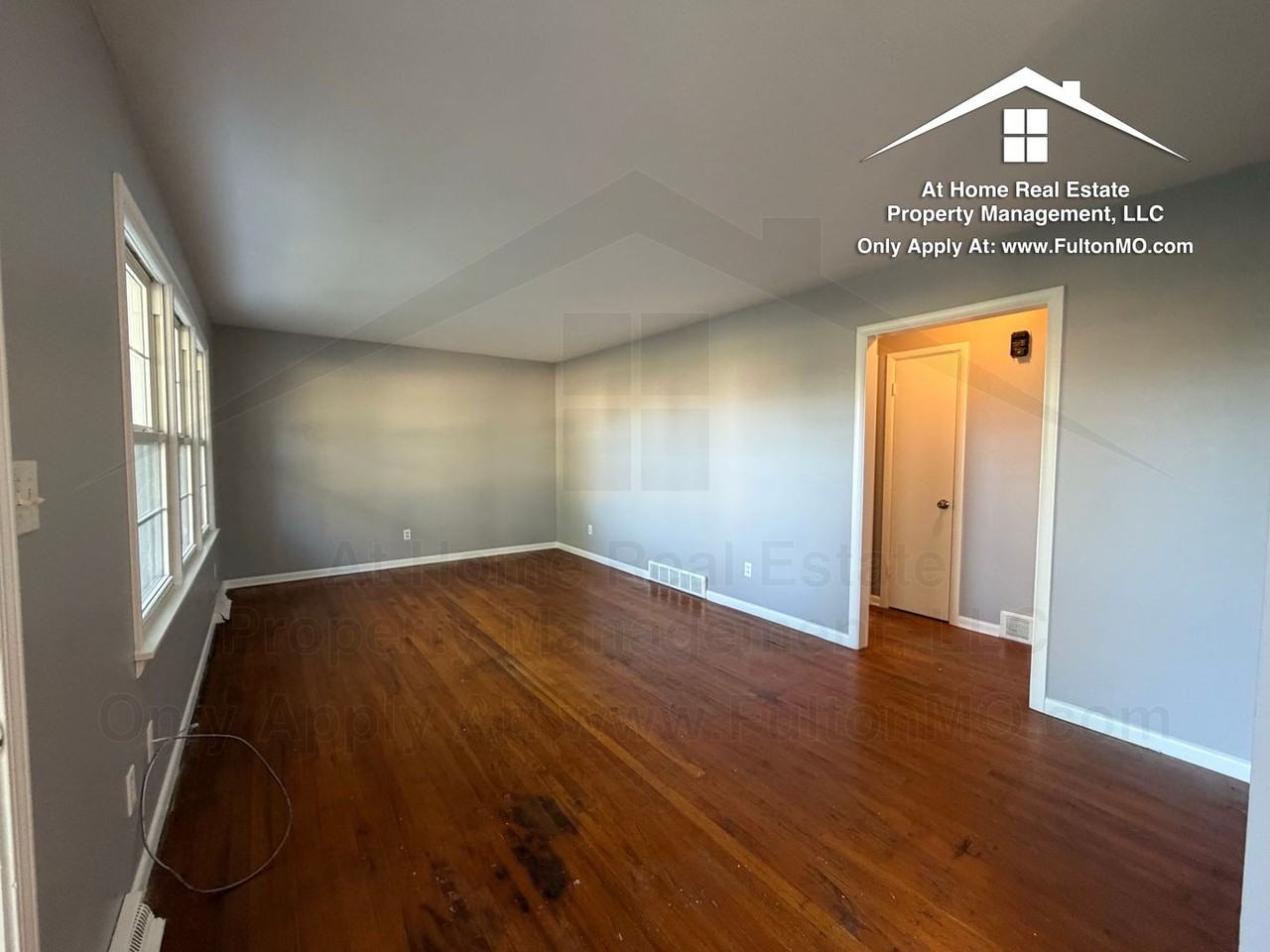 301 Bryant St - Photo 5 of 26