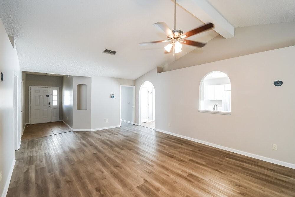 12151 Silver Saddle Dr - Photo 3 of 16