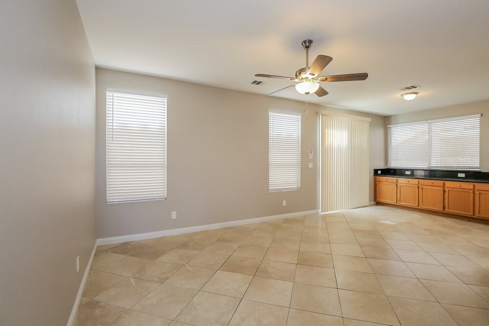 1732 Blanchard Dr - Photo 7 of 17