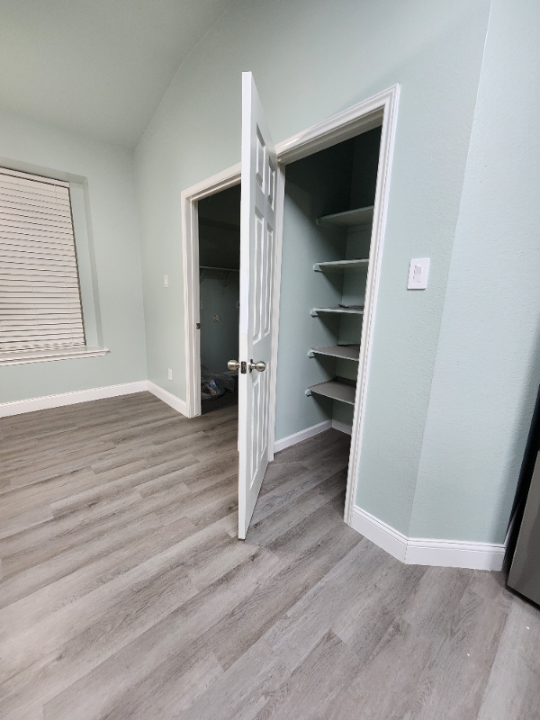 5200 Sulfur Spring Dr - Photo 5 of 20