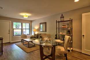924 E 51st St #108 - Photo 1 of 1