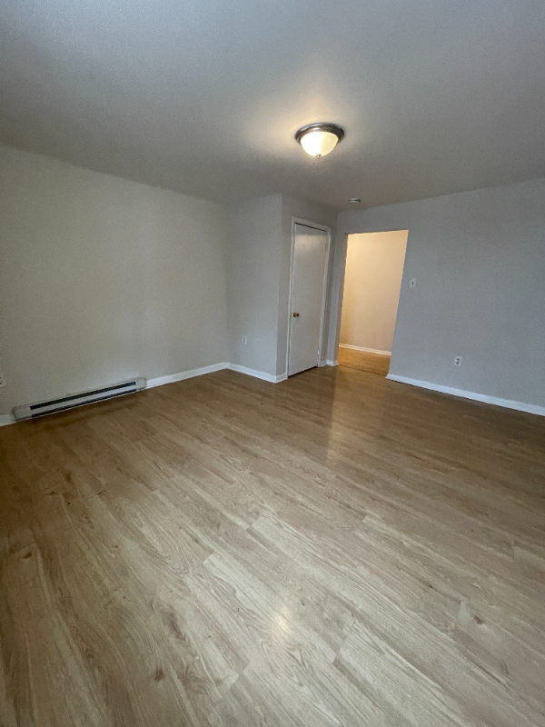 428 Jonathan St #1 - Photo 2 of 7